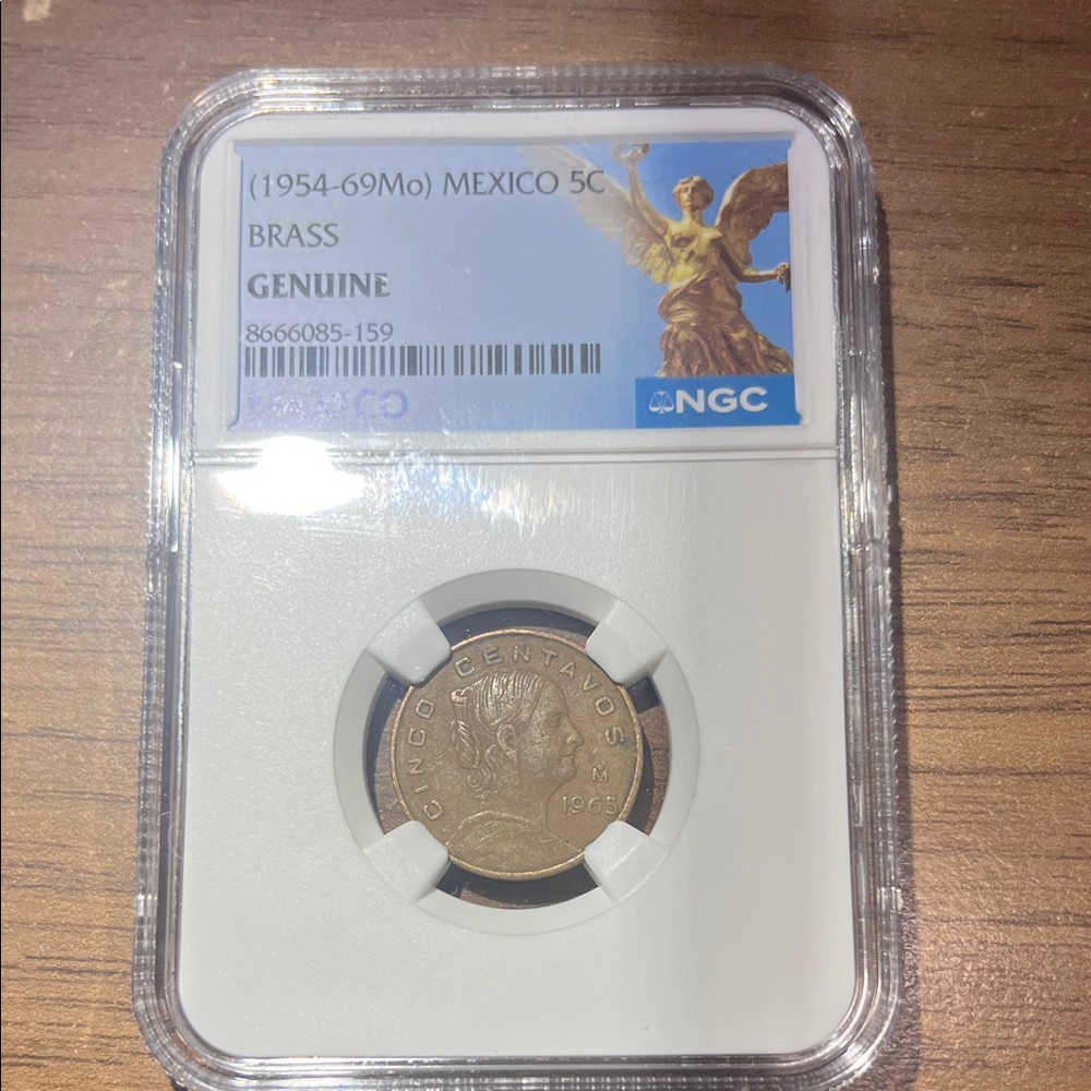 1954-69 Mexico 5 Centavos Brass Coin